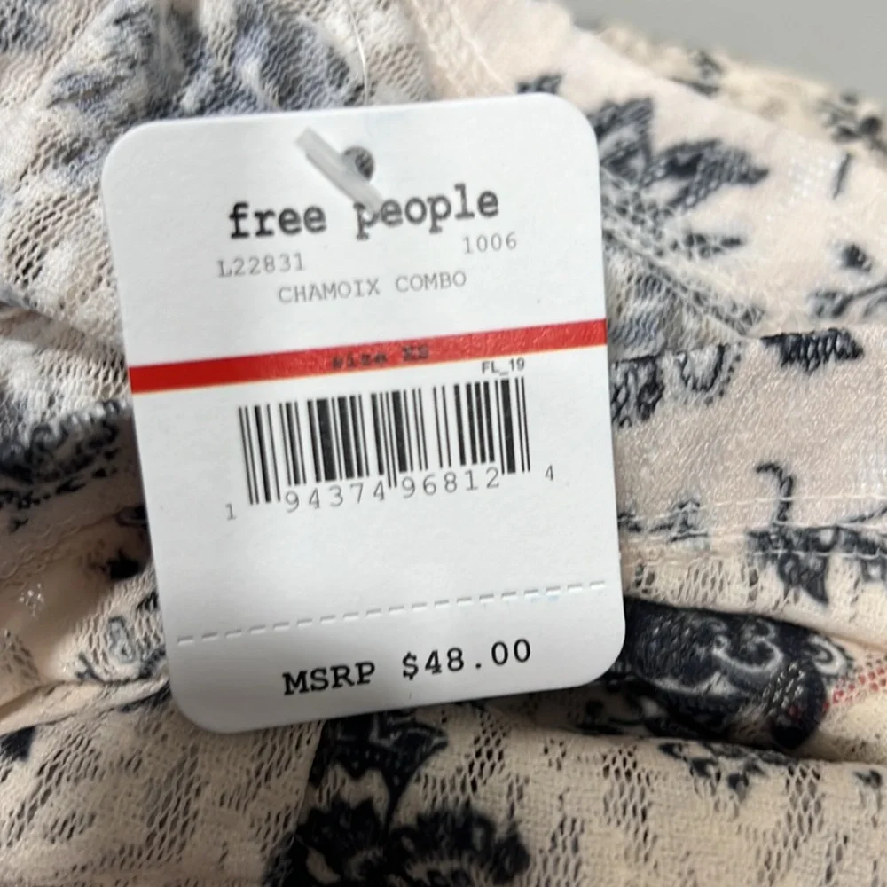 NWT{Free People}Sz XS Ivory/Blk Pattern Layered in Lace Leggings-Color-Chamoix - Picture 6 of 9